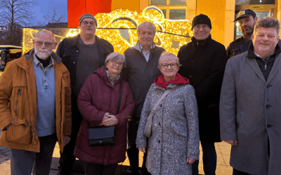 Humanas lässt Lichterwelt-XXL-Löwenköpfchen leuchten