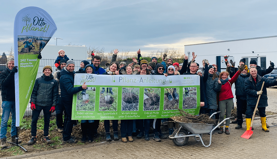 „Otto pflanzt!” rund 500 Pflanzen mit Humanas-Wohnpark Diesdorf