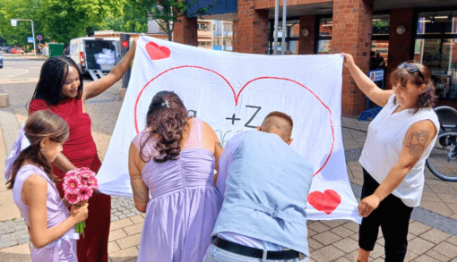 Das Team aus Wolmirstedt hatte direkt nach der Hochzeit für das frisch vermählte Paar eine Aufgabe vorbereitet. Foto: Humanas